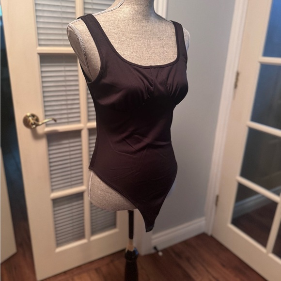 Amazon Bodysuit - Picture 2 of 5